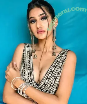 Shubhna Agarwal / shubhnagrwal nude photo #0053