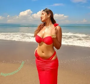 Shubhna Agarwal / shubhnagrwal nude photo #0085