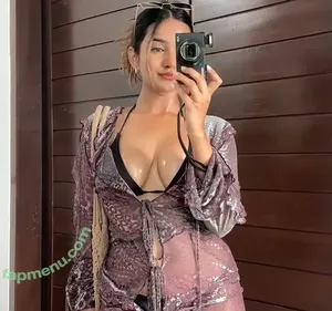 Shubhna Agarwal / shubhnagrwal nude photo #0092