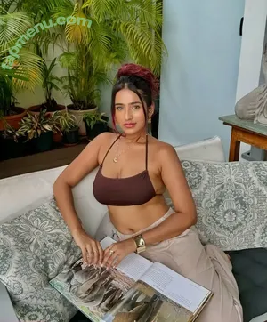 Shubhna Agarwal / shubhnagrwal nude photo #0107