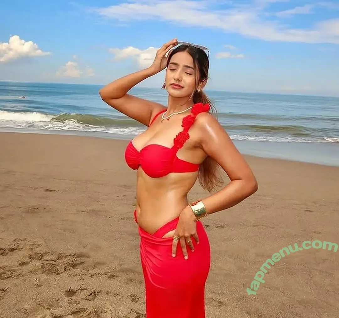 Shubhna Agarwal nude photo #0084 (shubhnagrwal)
