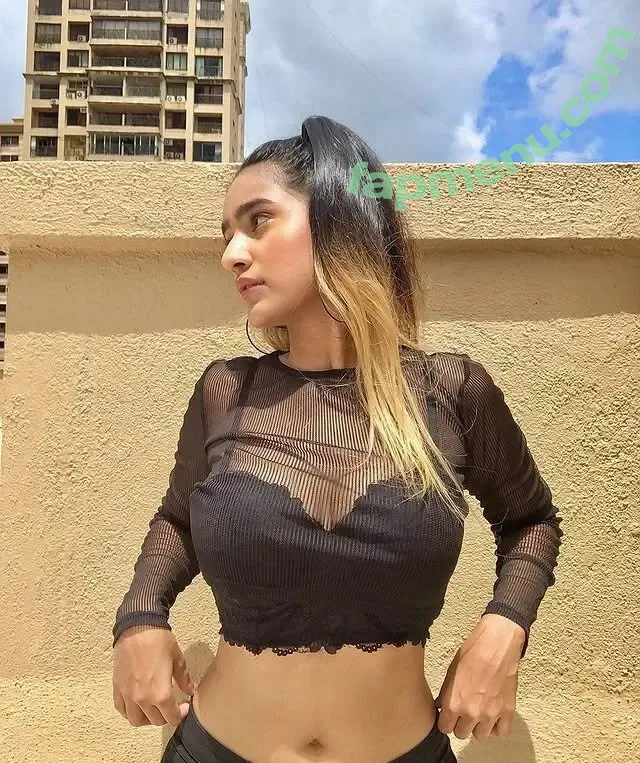 Shubhna Agarwal nude photo #0148 (shubhnagrwal)