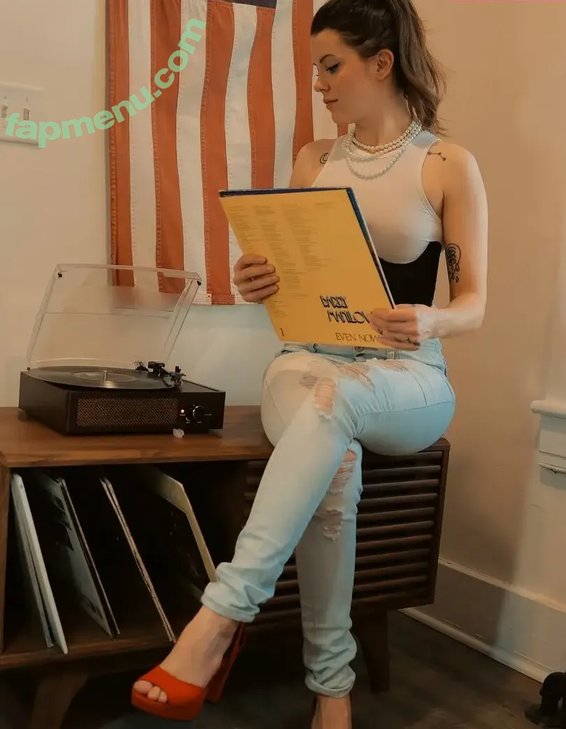 Shugah Boogah nude photo #0004 (Shugah_Boogah)