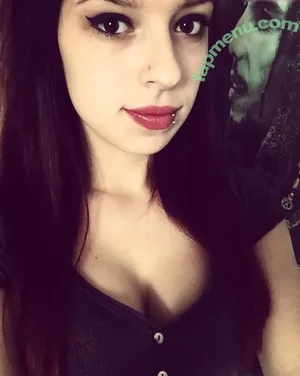 Shurjoka / Pia nude photo #0035