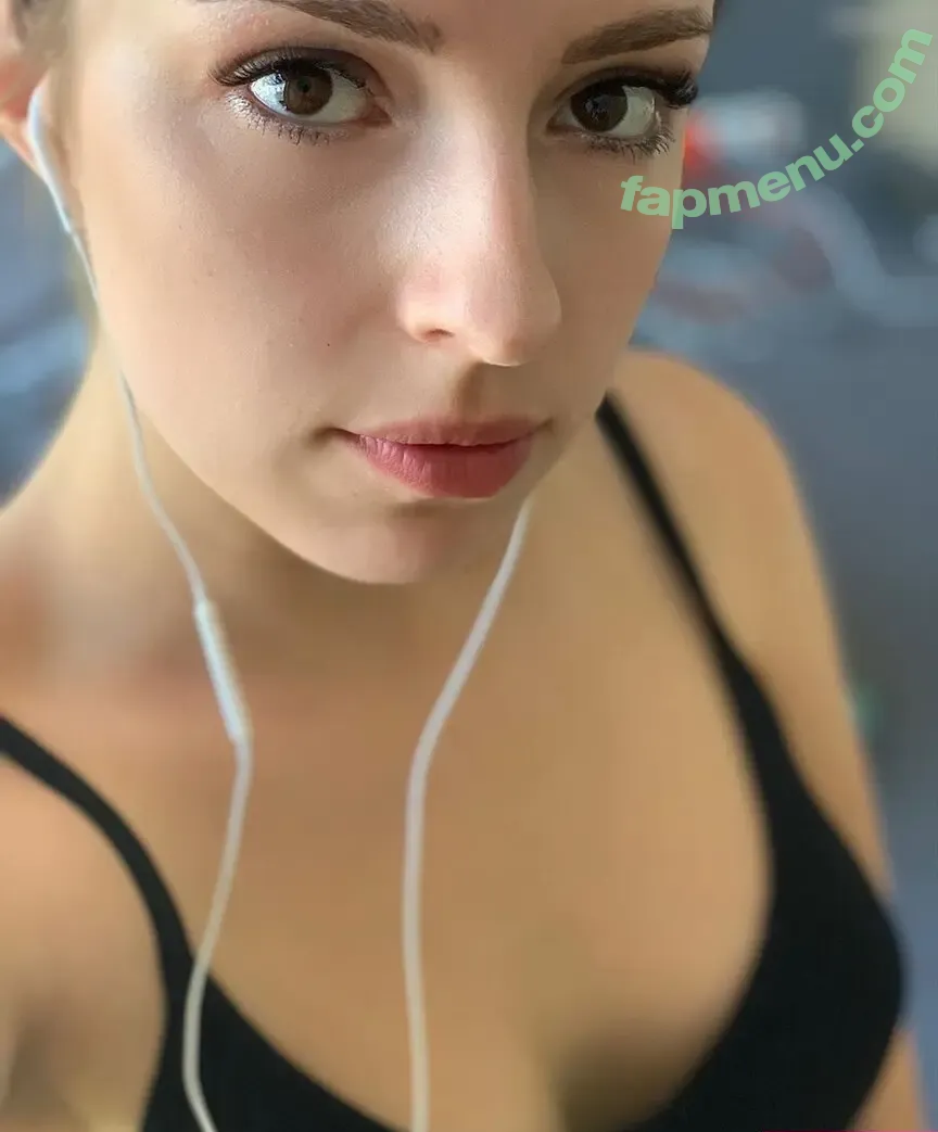 Shurjoka nude photo #0053 (Pia)