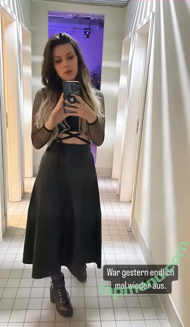 Shurjoka nude photo #0093 (Pia)