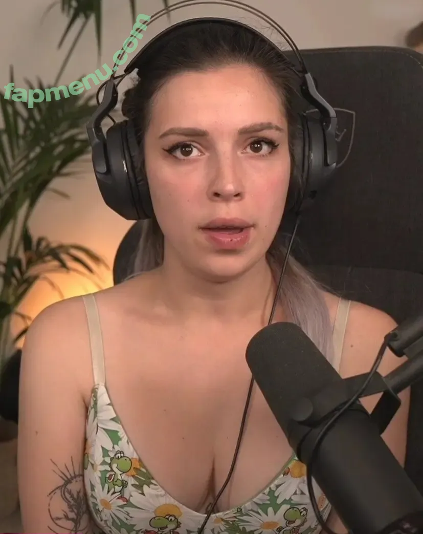 Shurjoka nude photo #0156 (Pia)