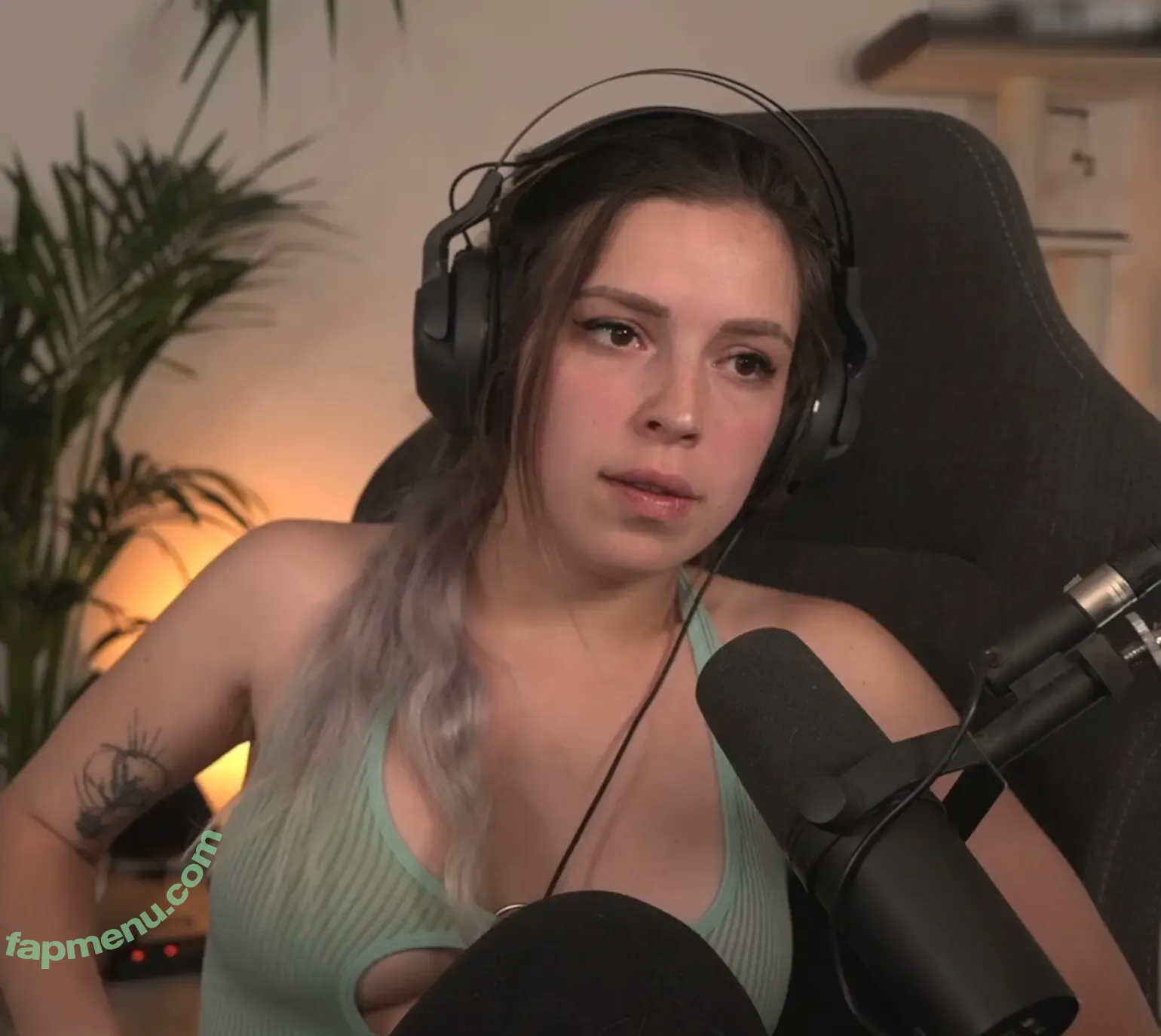 Shurjoka nude photo #0169 (Pia)