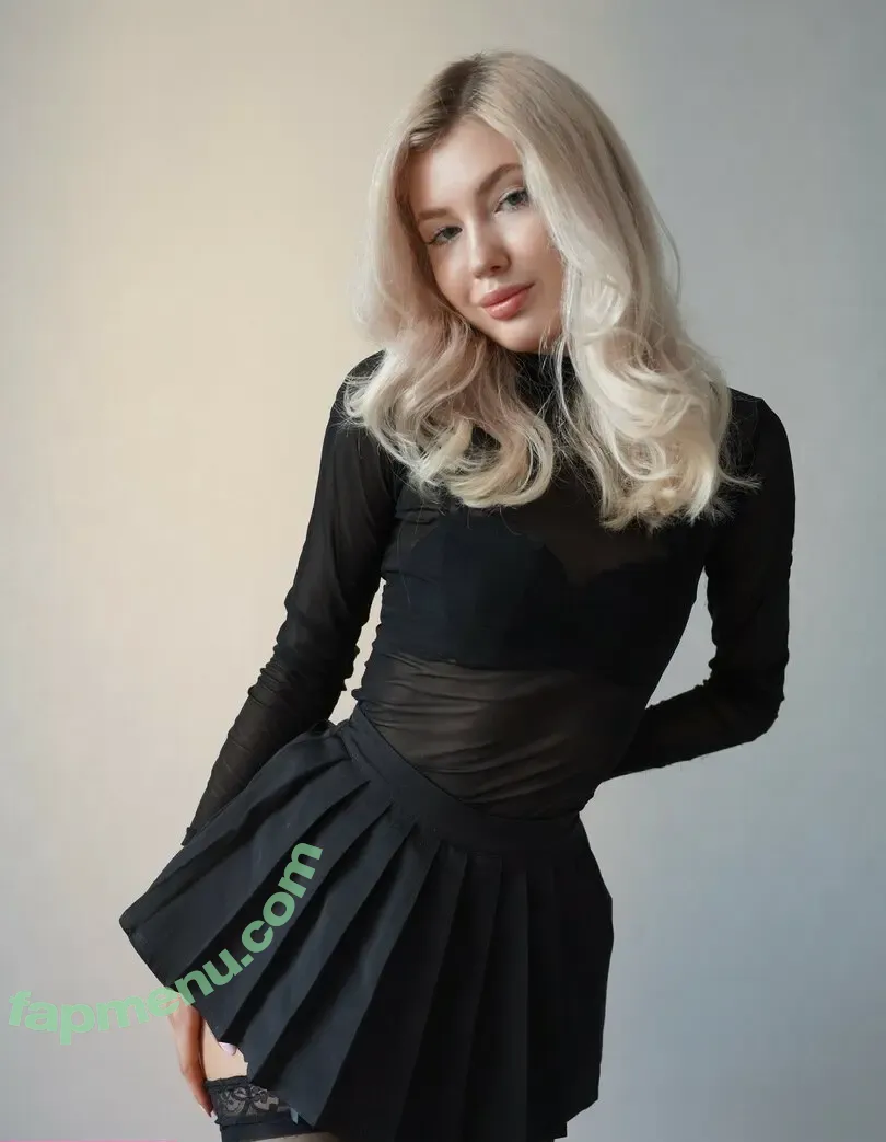 Shurochkaya nude photo #0091 (ROZAFINA / shurochkaya_)