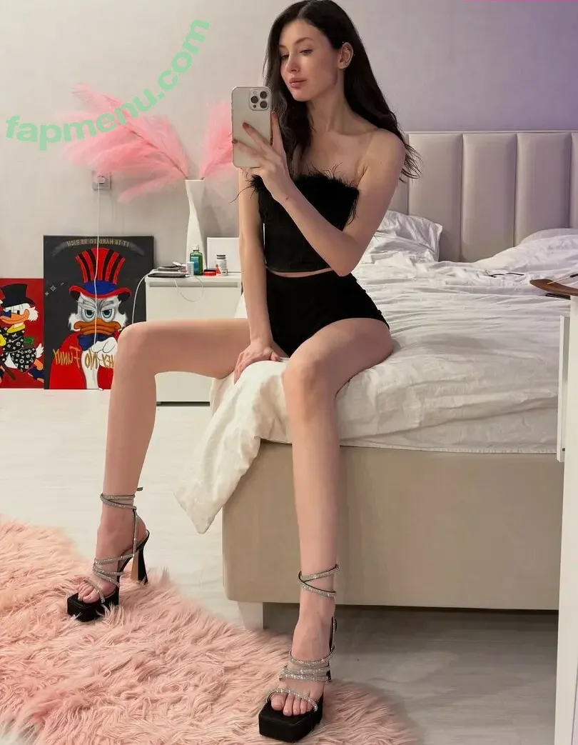 Shurochkaya nude photo #0103 (ROZAFINA / shurochkaya_)