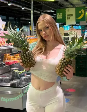 _shutupmelissa_ / itsmelissahickey / melissa-louise nude photo #0683