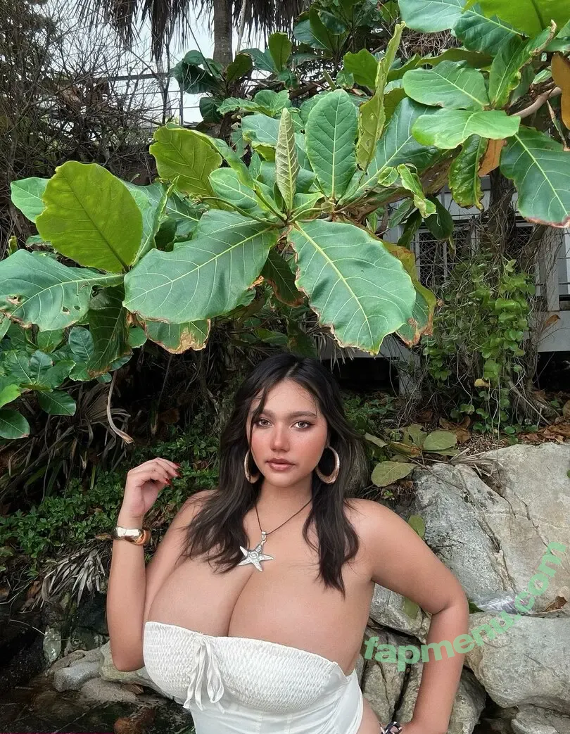 shxniew nude photo #0203 (shxniew)