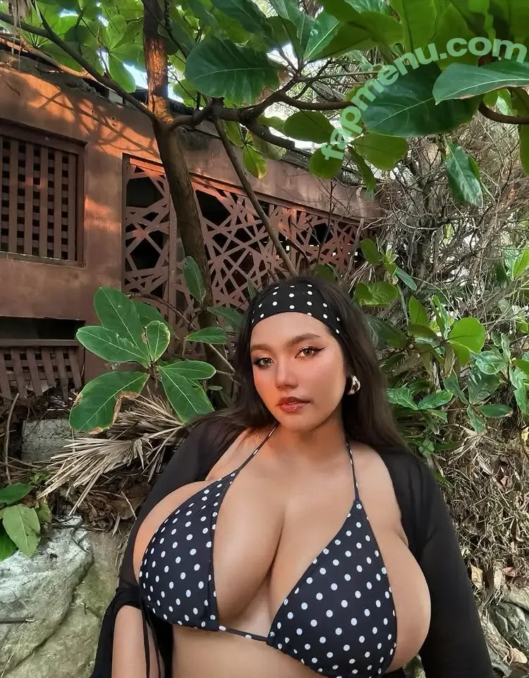 shxniew nude photo #0213 (shxniew)