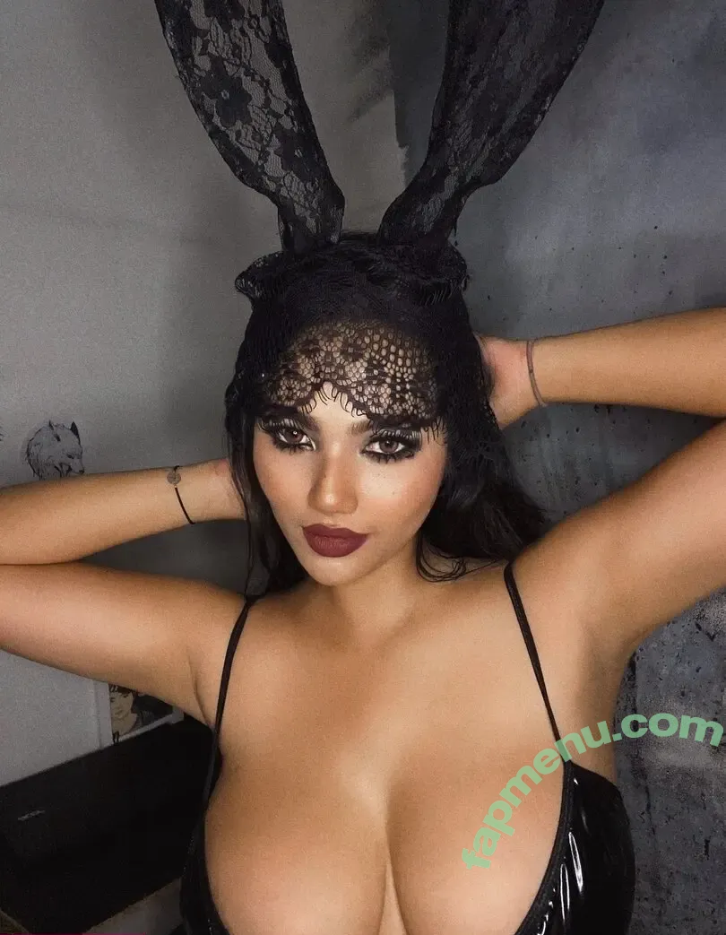 shxniew nude photo #0217 (shxniew)