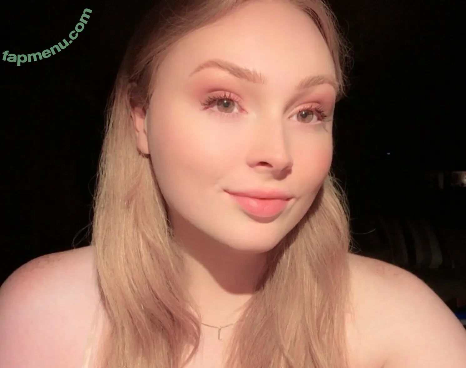 shy_trans nude photo #0217 (sarah320_)