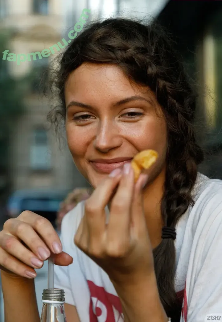 Shyla Volbeck nude photo #0244 (tianakristi)