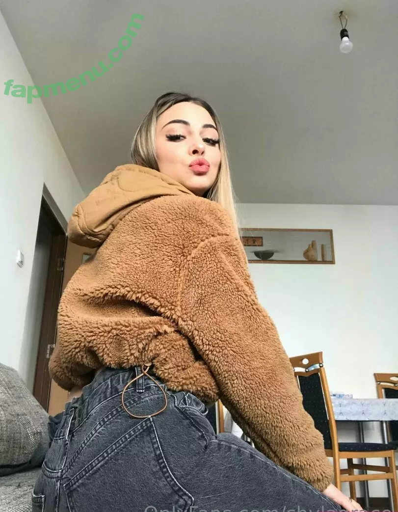shylagrace nude photo #0011 (shylagrace)