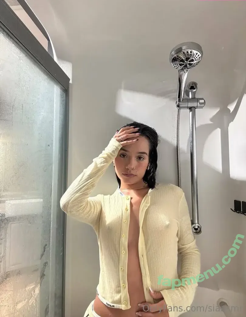 Sia ASMR nude photo #0002 (real_siaasmr / siaasmr)