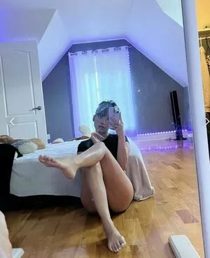 Sia ASMR / real_siaasmr / siaasmr nude photo #0060