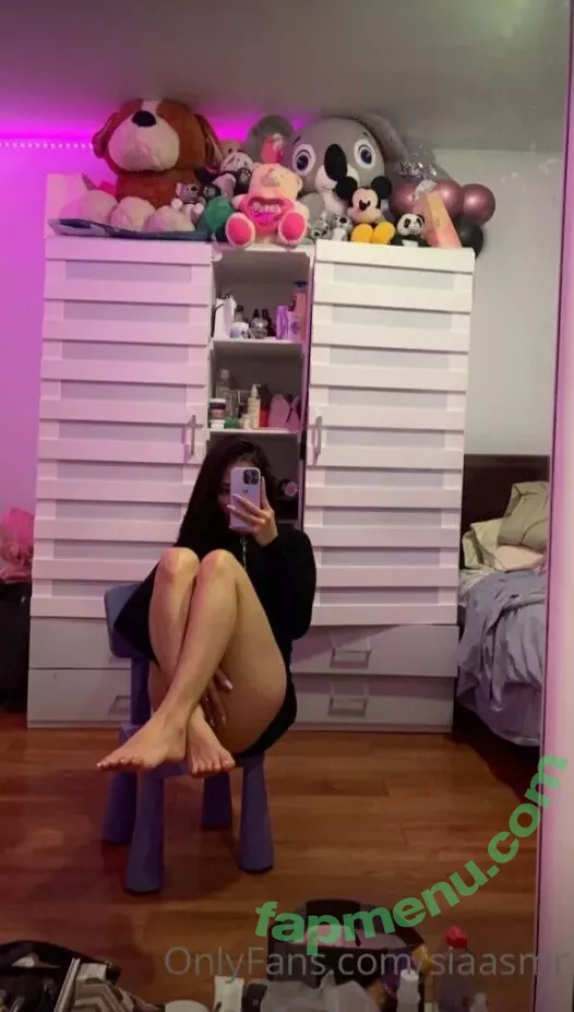 Sia ASMR nude photo #0020 (real_siaasmr / siaasmr)