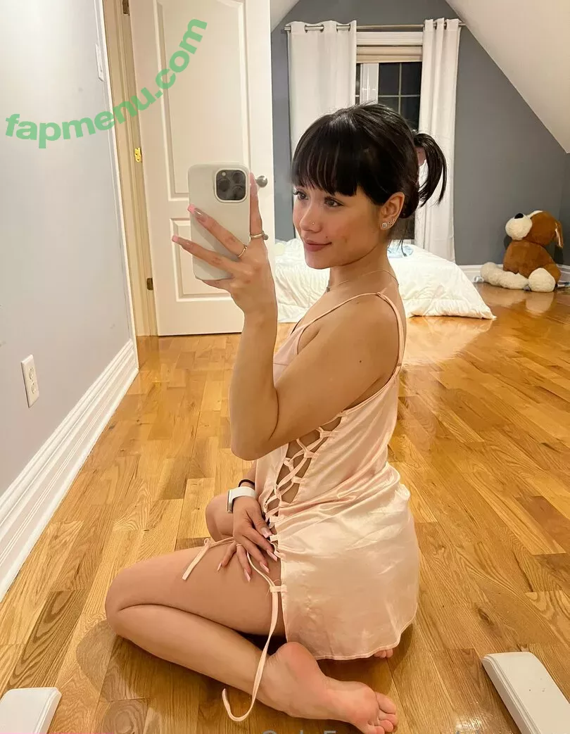 Sia ASMR nude photo #0035 (real_siaasmr / siaasmr)