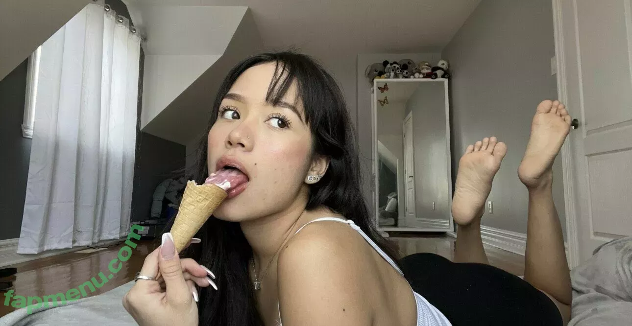 Sia ASMR nude photo #0067 (real_siaasmr / siaasmr)