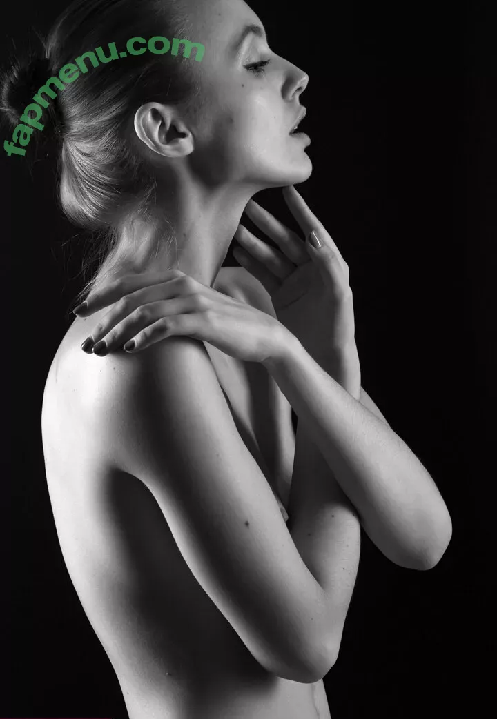 Sia_Siberia nude photo #1434 (sia_siberia.jpeg)