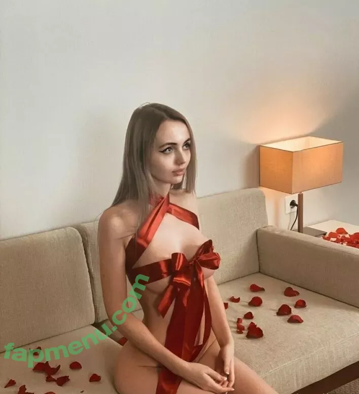 Sia_Siberia nude photo #2502 (sia_siberia.jpeg)