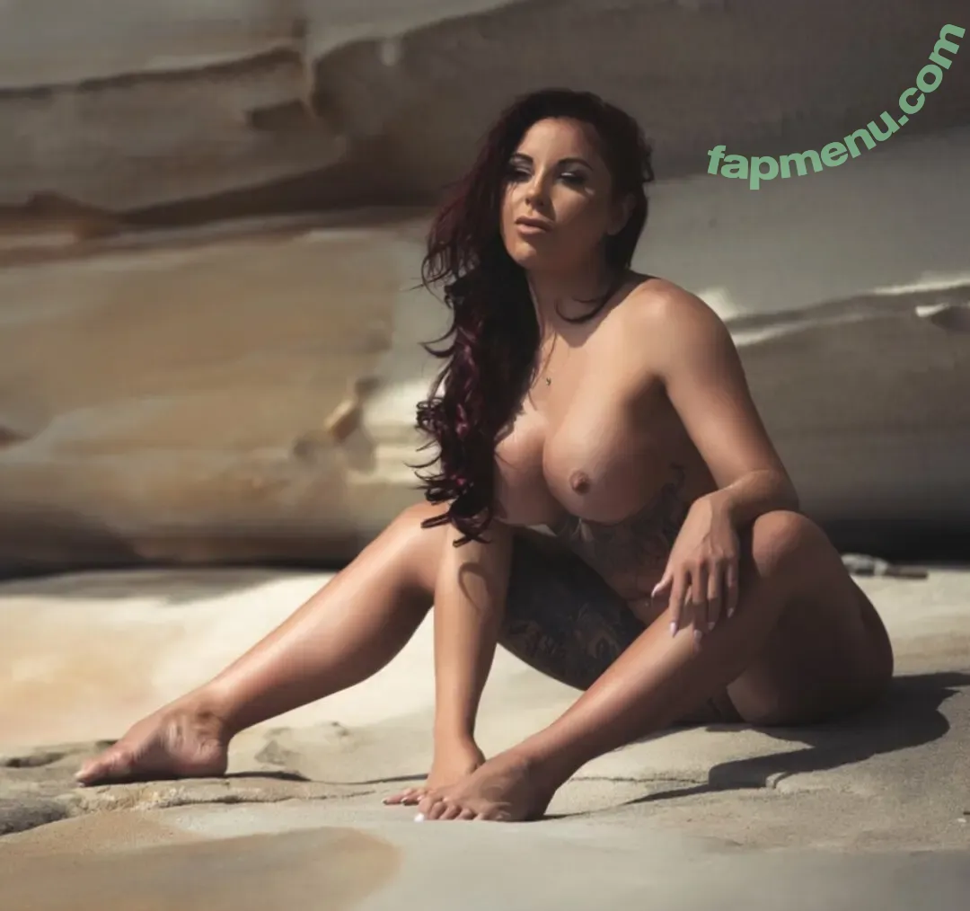 Siara Dianda nude photo #0013 (siara007 / siaraa_diandaa)