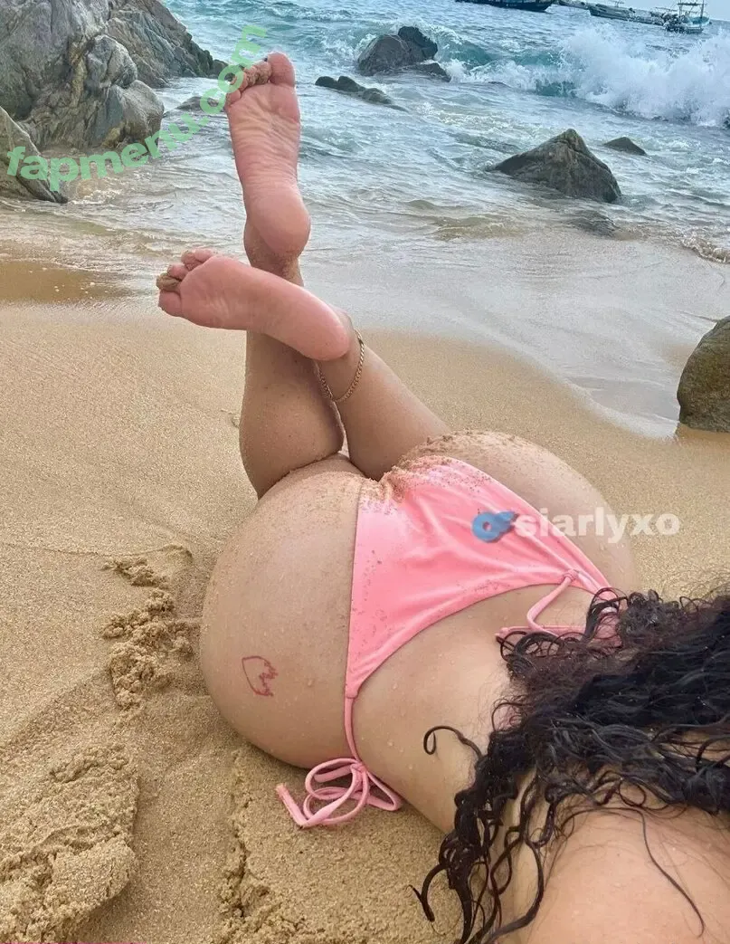 Siarly nude photo #0135 ( / siarly.xo / siarlyxo / sxarly1)