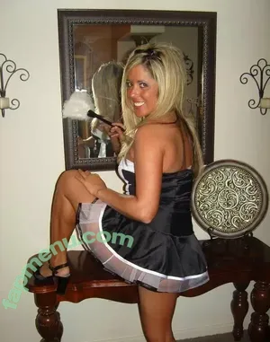 SicilianHotWife /  / Likes2shareinsocal / thesicilianwifey nude photo #0014