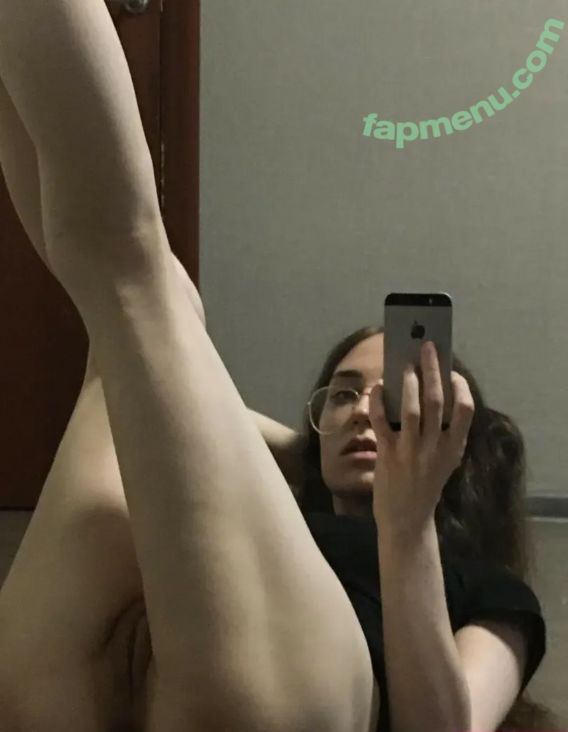 Siderose nude photo #0012 (goldenholdie / salicerose / walshiwonder)