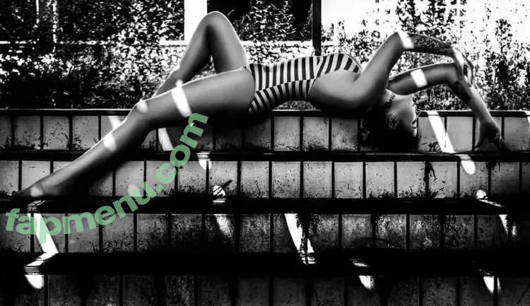 Sidney MK463165 nude photo #0075 (Sidney MK463165)