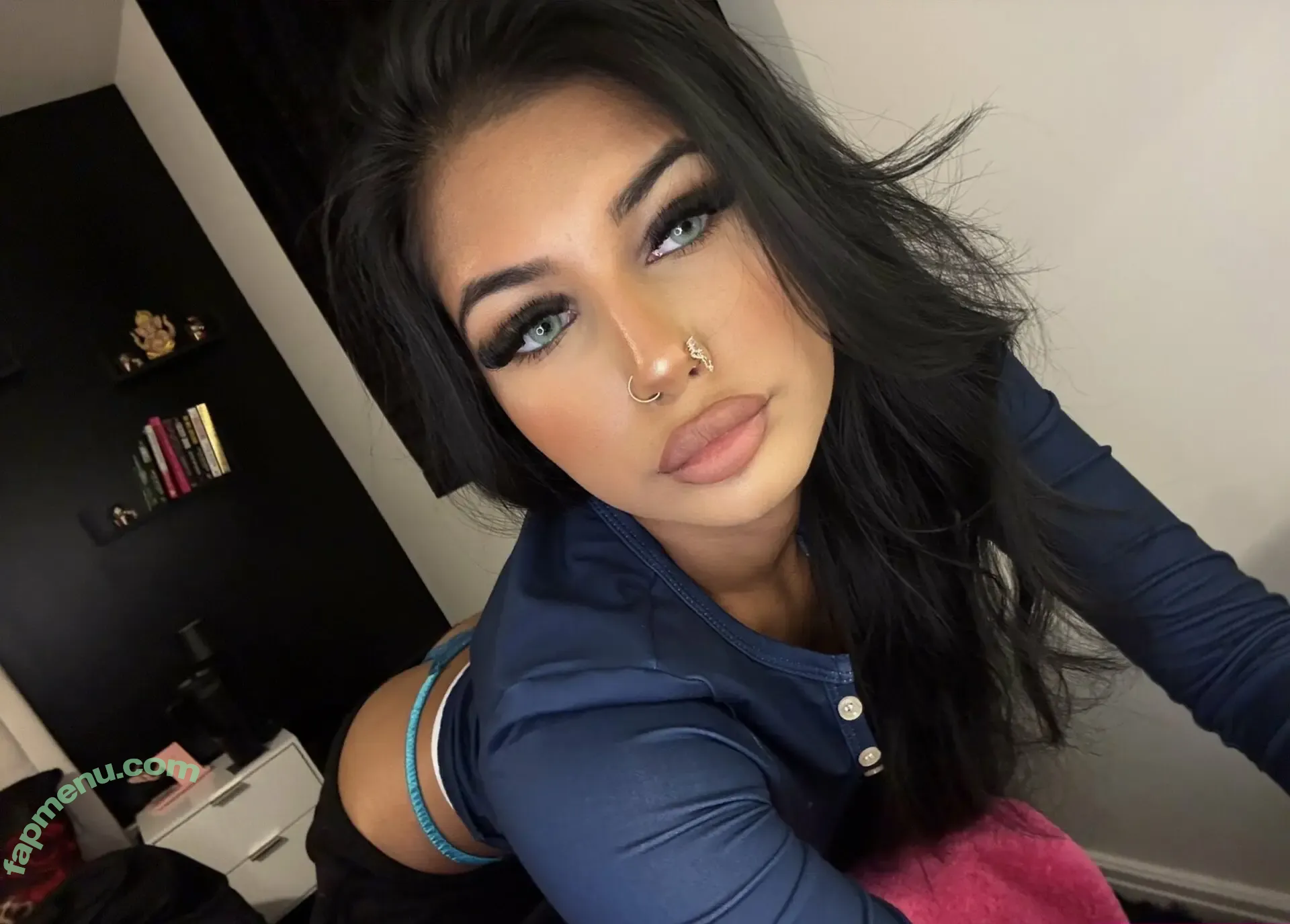 sie.rx nude photo #0033 (siesie_rxo)