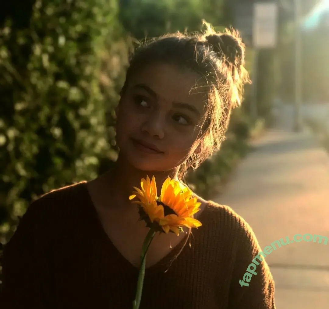 Siena Agudong nude photo #0032 (SienaAgudong)