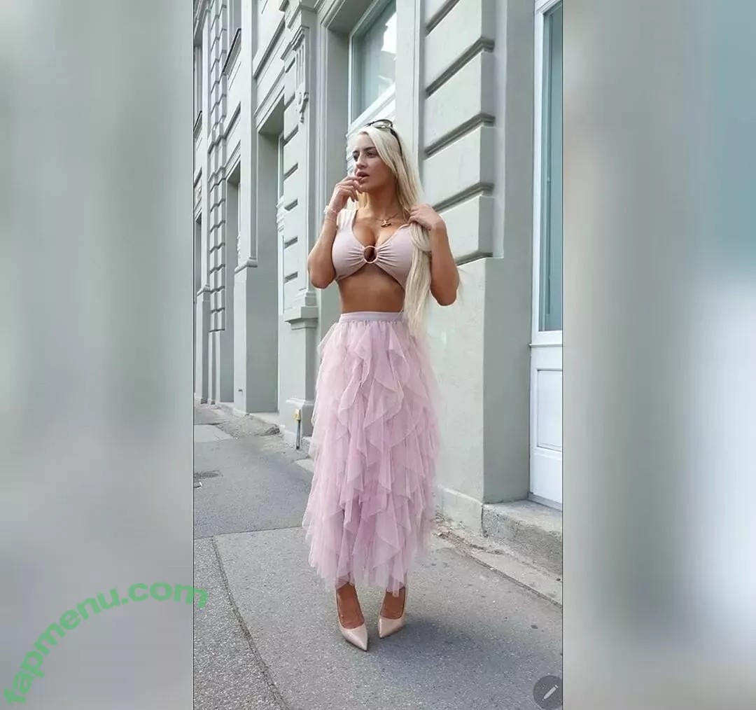 Sienna Day nude photo #0487 (Allysin Kay / adayinsienna / siennamaegomez)