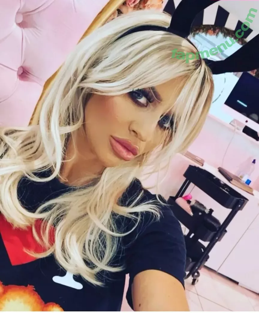 Sienna Day nude photo #0497 (Allysin Kay / adayinsienna / siennamaegomez)