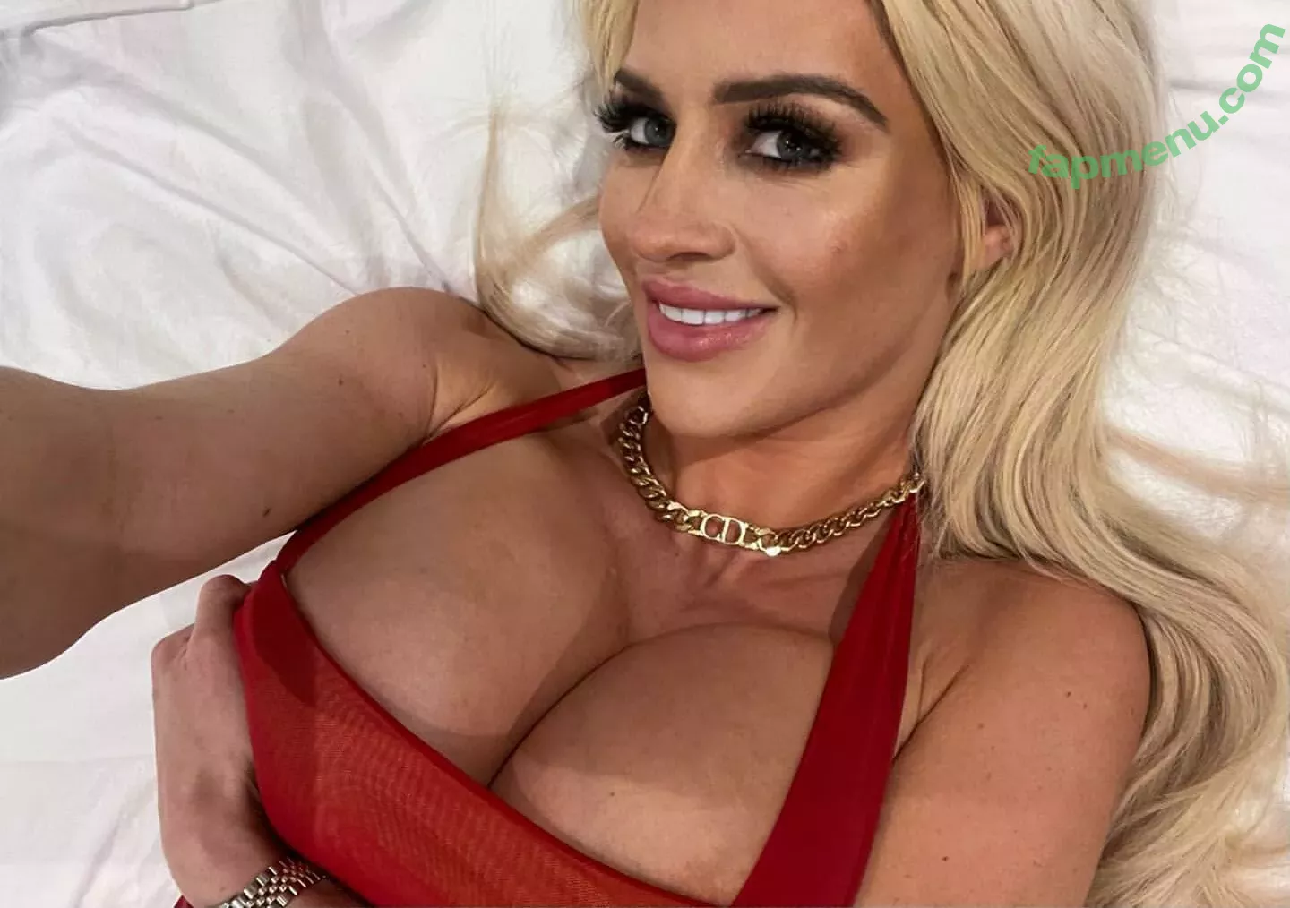 Sienna Day nude photo #0558 (Allysin Kay / adayinsienna / siennamaegomez)