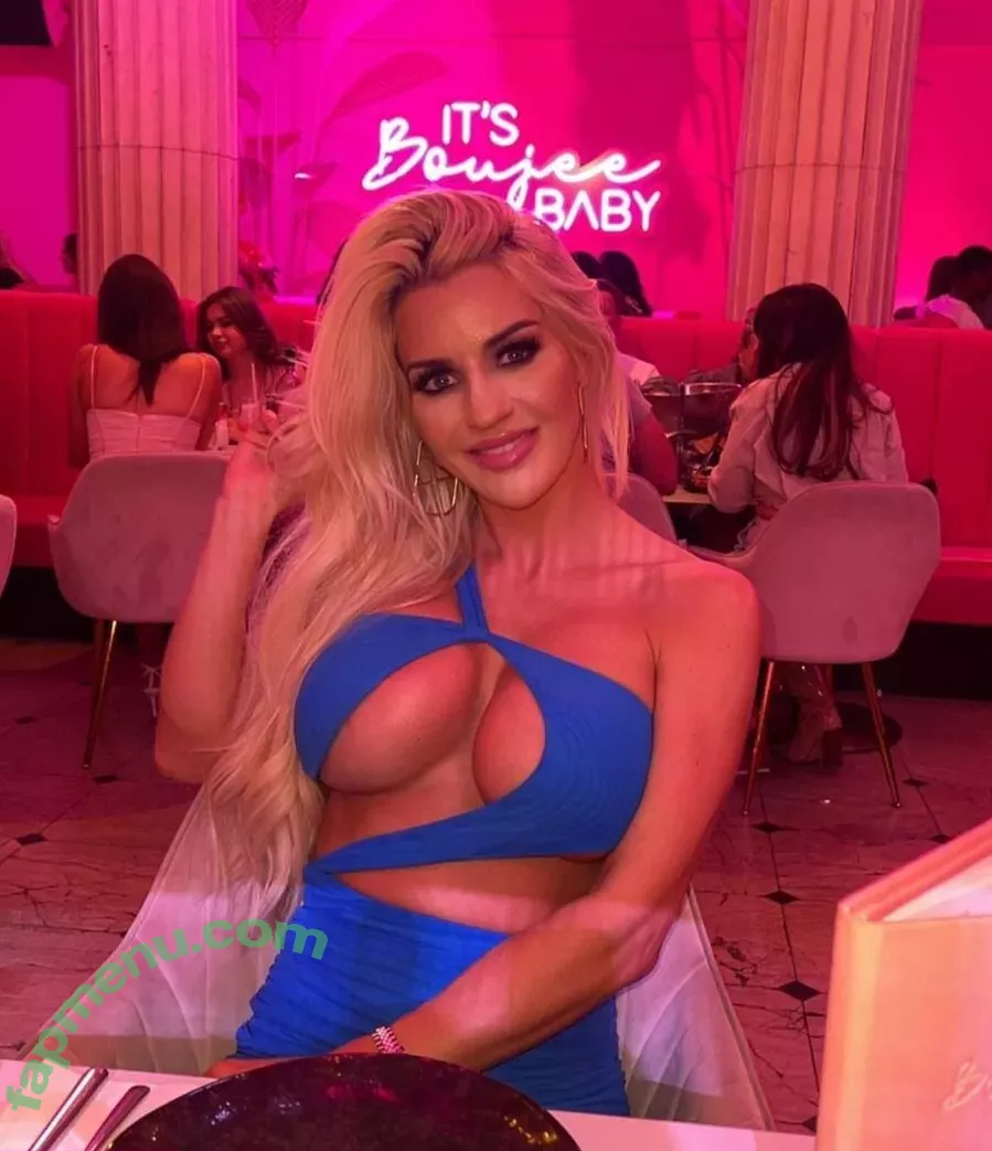 Sienna Day nude photo #0571 (Allysin Kay / adayinsienna / siennamaegomez)