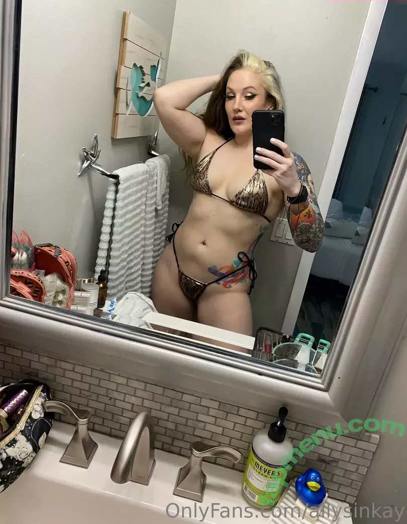 Sienna Day nude photo #0750 (Allysin Kay / adayinsienna / siennamaegomez)