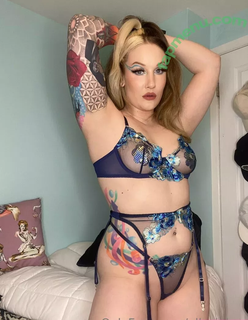 Sienna Day nude photo #0763 (Allysin Kay / adayinsienna / siennamaegomez)