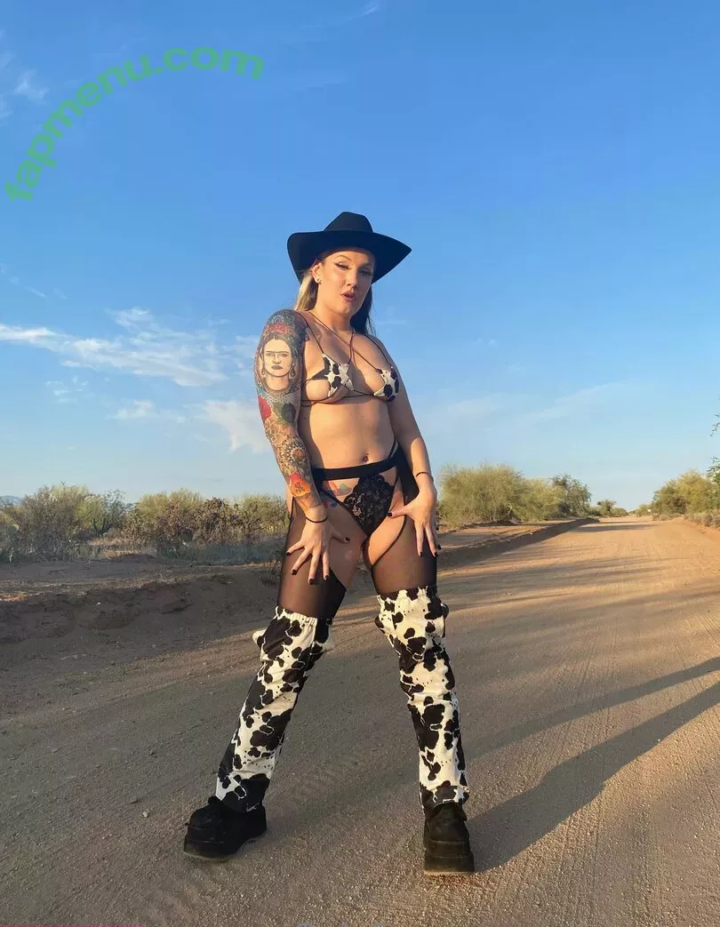 Sienna Day nude photo #0779 (Allysin Kay / adayinsienna / siennamaegomez)