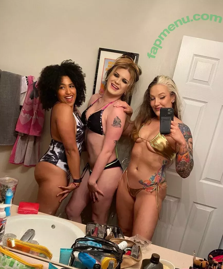 Sienna Day nude photo #0835 (Allysin Kay / adayinsienna / siennamaegomez)