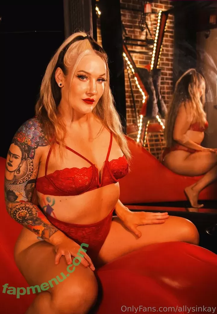 Sienna Day nude photo #0840 (Allysin Kay / adayinsienna / siennamaegomez)