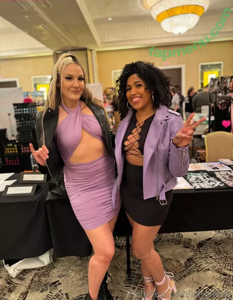 Sienna Day nude photo #0849 (Allysin Kay / adayinsienna / siennamaegomez)