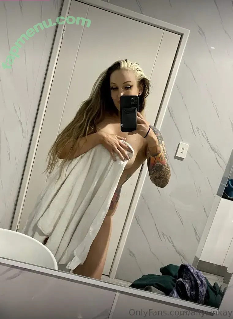 Sienna Day nude photo #1379 (Allysin Kay / adayinsienna / sienna_day / siennamaegomez)