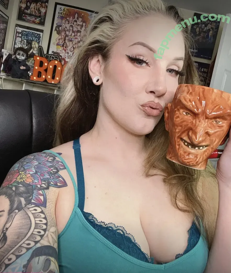 Sienna Day nude photo #1416 (Allysin Kay / adayinsienna / sienna_day / siennamaegomez)