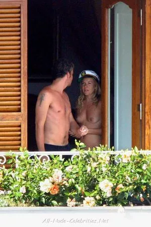 Sienna Miller / siennamillerfree / siennaonline / siennathing nude photo #0010