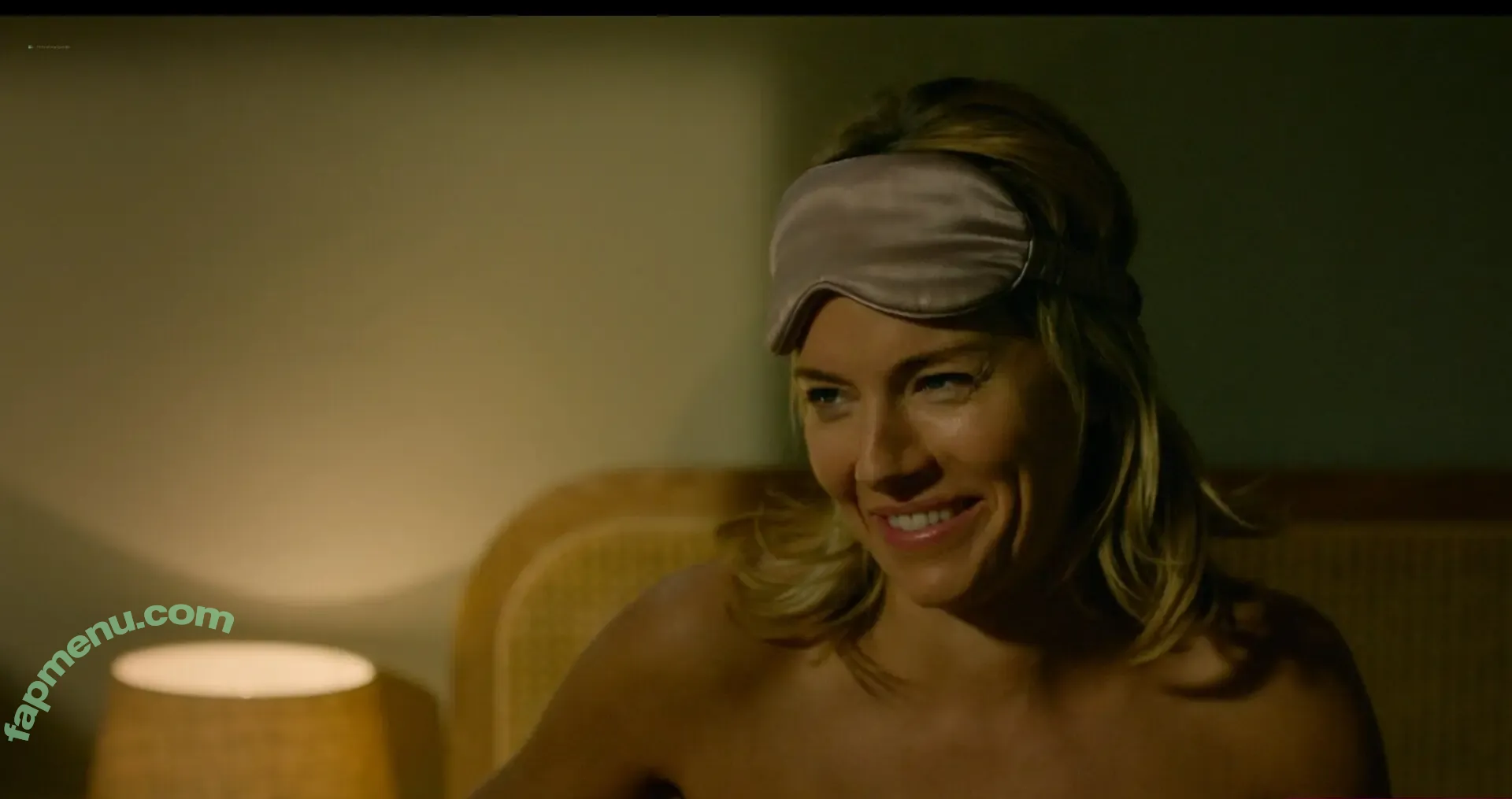Sienna Miller nude photo #0636 (siennaonline / siennathing)