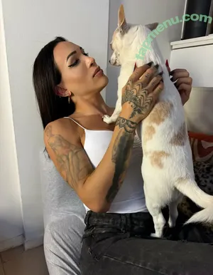 sienna.ts / siennakatharios nude photo #0004
